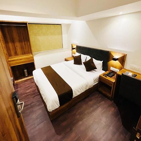 Hotel Hilton Suites مومباي المظهر الخارجي الصورة